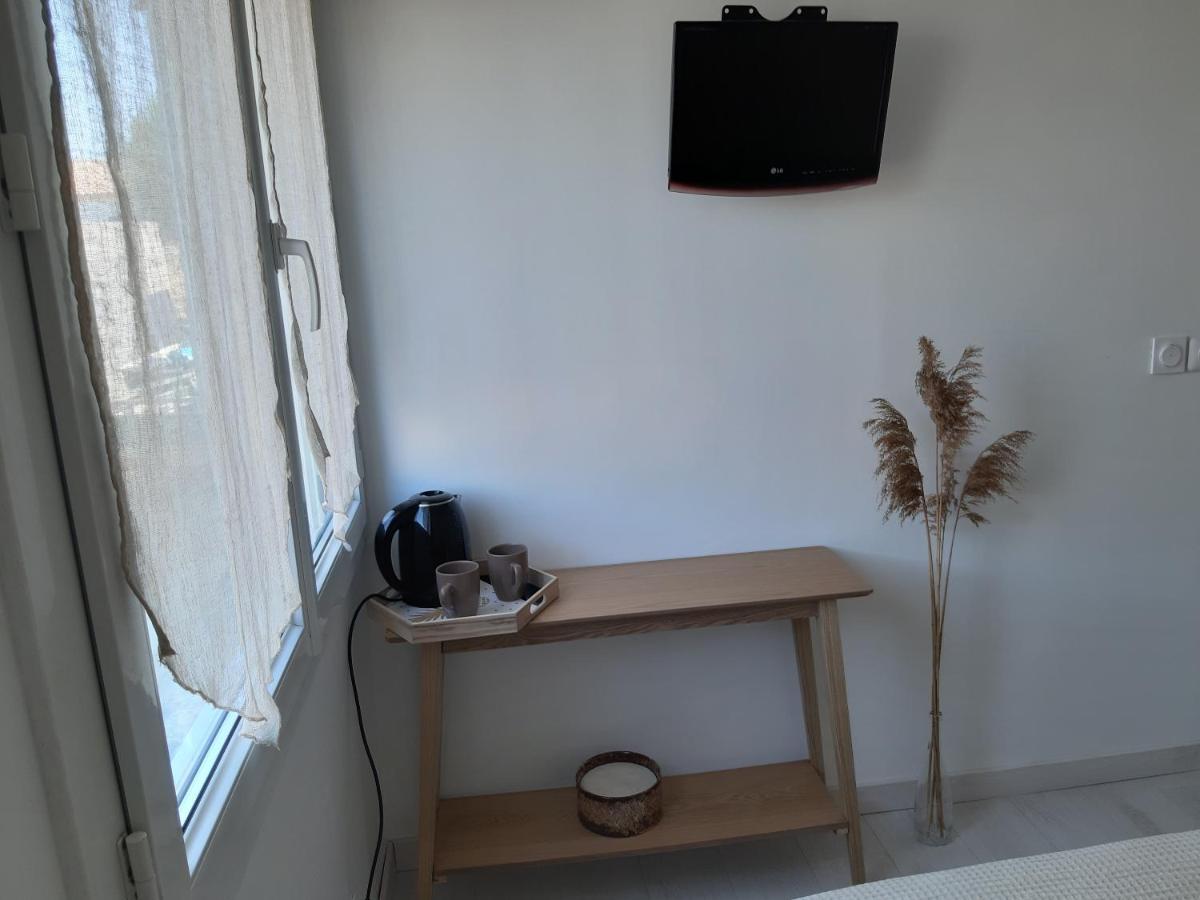 La Casita Serignanaise - Apt T2 - Clim - Jardin Bed & Breakfast Exterior photo